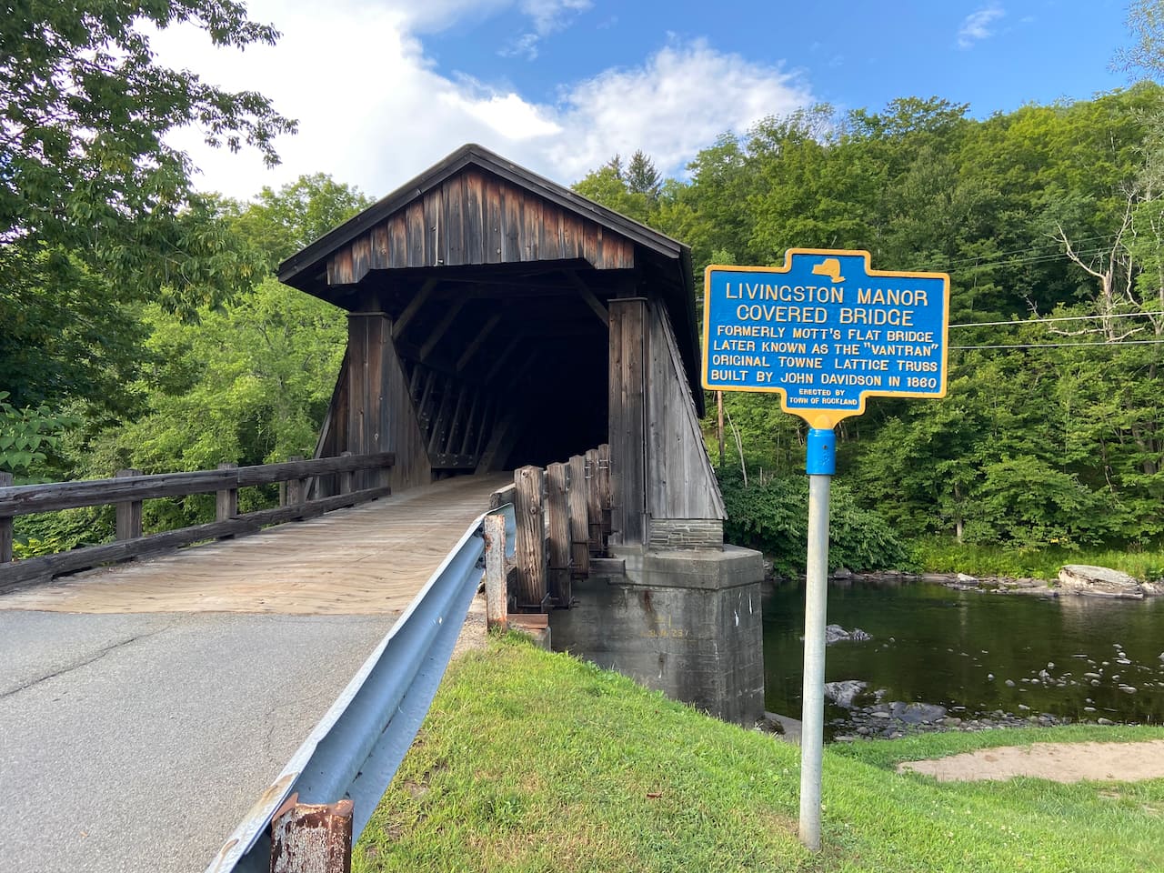 A wild covered bridge was spotted!