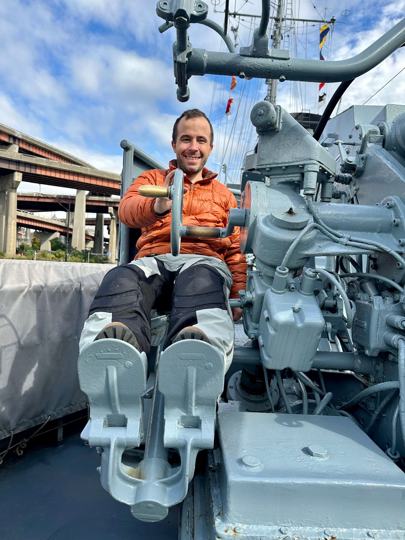 These guns were operational enough to aim up-down and left-right.